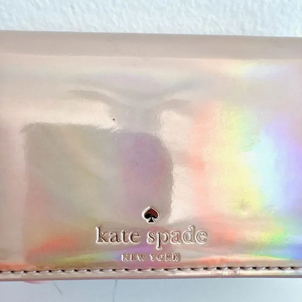 KATE SPADE RAINER LANE DARLA WALLET - HOLOGRAPHIC ROSE GOLD